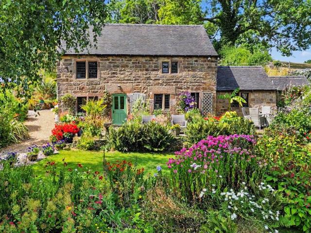 3 bedroom country house for sale