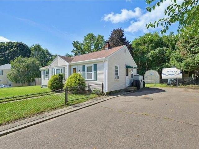3 bedroom, Coventry RI 02816 105588637
