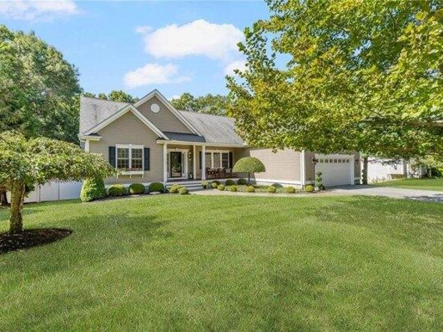 3 bedroom, Coventry RI 02816 105788547