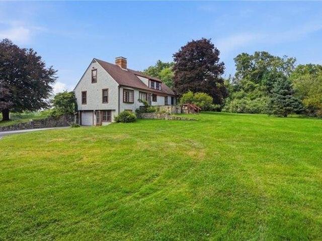 3 bedroom, Coventry RI 02827 105534576