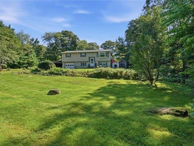 3 bedroom, Coventry RI 02827 105660598