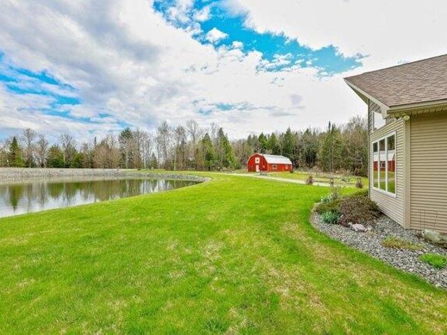 3 bedroom, Coventry VT 05825 104757529
