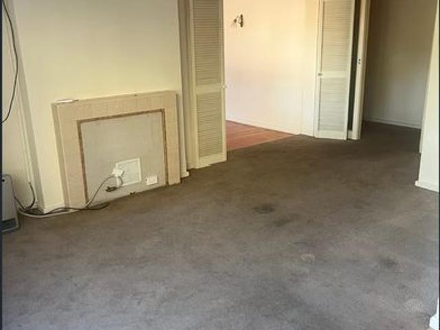 3 Bedroom Cozy Home with Big Backyard