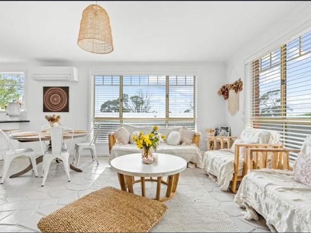 3 Bedroom Coastal Home with Ocean Views