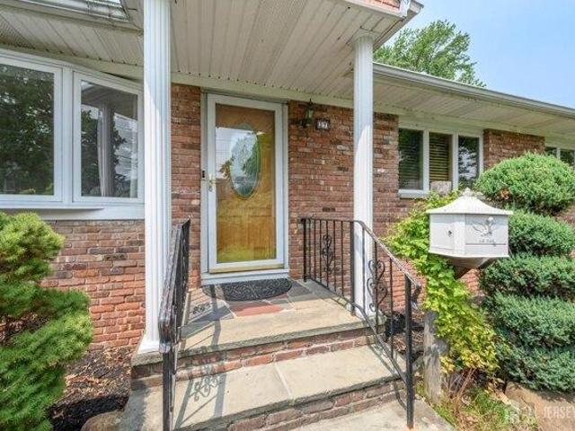 3 bedroom, Colonia NJ 07067 105293143