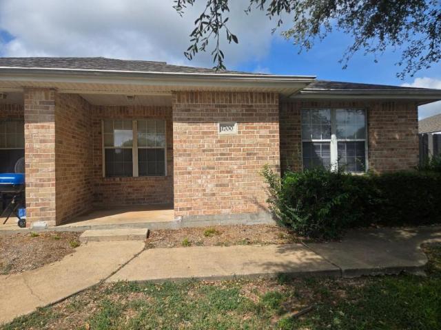 3 bedroom, College Station TX 77840 105324809