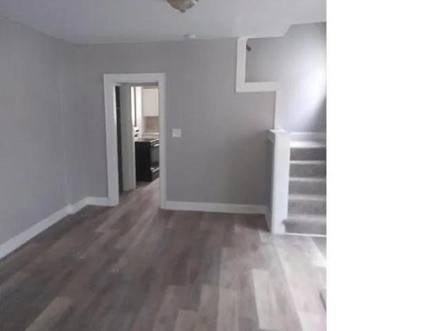 3 bedroom, Columbus OH 43211 105733762