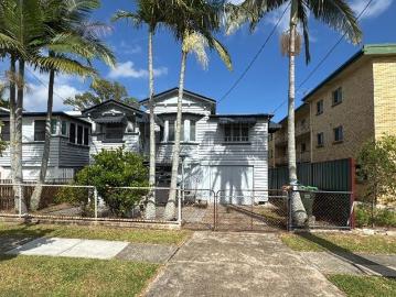3 Bedroom Comfort & Vibrant Living in Your Ideal Home!