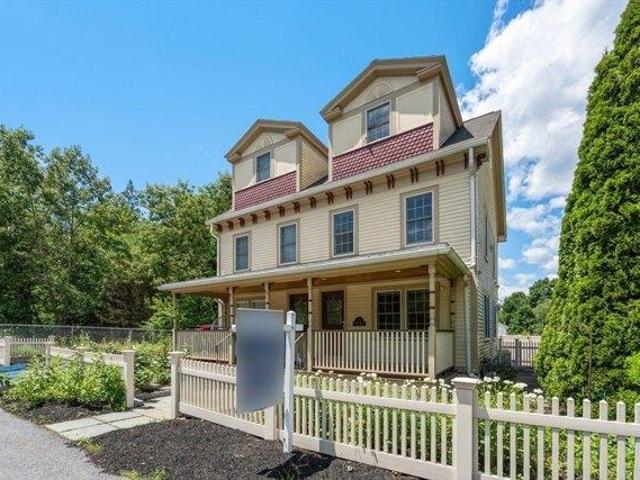 3 bedroom, Concord MA 01742 104692538
