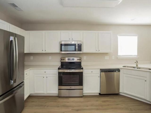 3 bedroom, Concord NC 28027 106244368