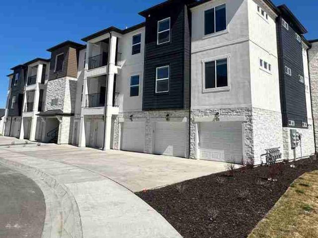 3 Bedroom Condo for Rent at 12727 S Skyline Loop Ln, Herriman, UT 84096