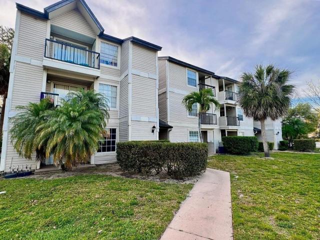 3 Bedroom Condo for Rent at 1932 Lake Atriums Cir #80, Oak Ridge, FL 32839 Americana