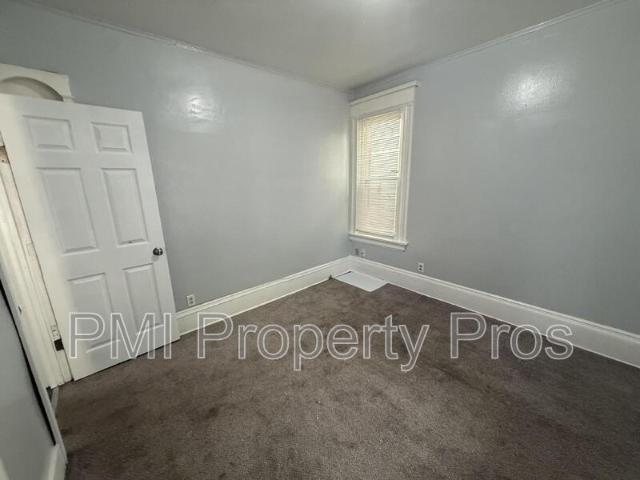 3 Bedroom Condo for Rent at 1939 N 37th St, Milwaukee, WI 53208 Washington Park