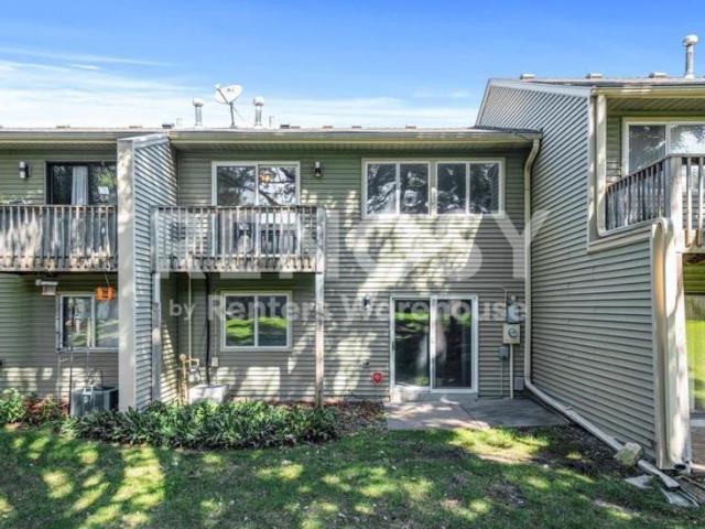 3 bedroom, Coon Rapids MN 55448 105294413
