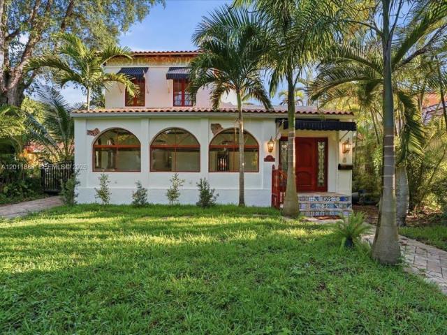 3 bedroom, Coral Gables FL 33134 105135178