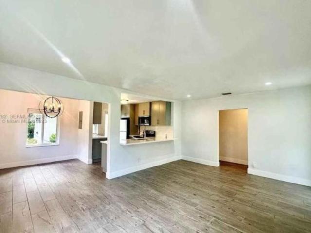 3 bedroom, Coral Gables FL 33133 106220804