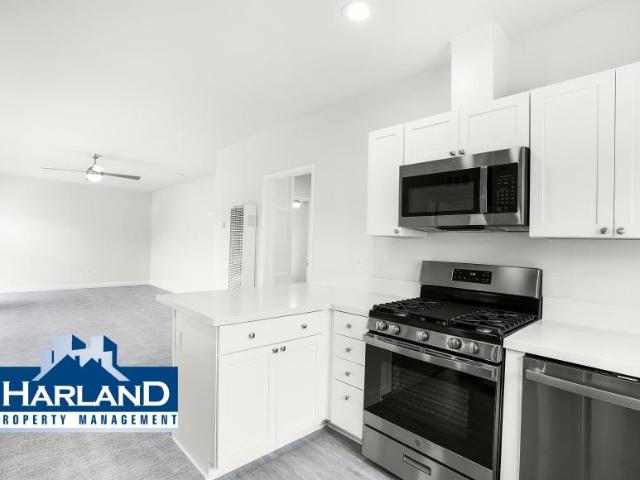 3 bedroom, Coronado CA 92118 105671680