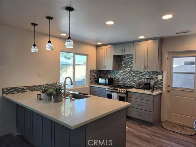 3 bedroom, Costa Mesa CA 92626 106147841