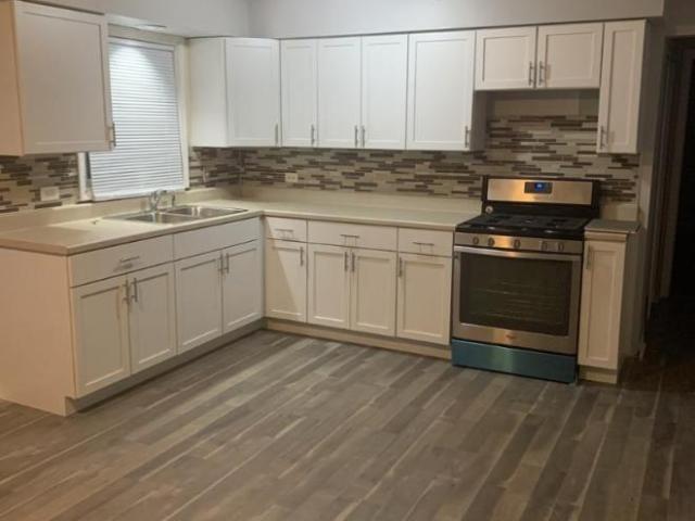 3 bedroom, Calumet City IL 60409 106217362
