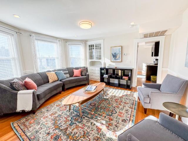 3 bedroom, Cambridge MA 02140 LS85309378
