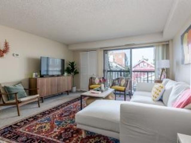3 bedroom, Cambridge Cambridge 72863241