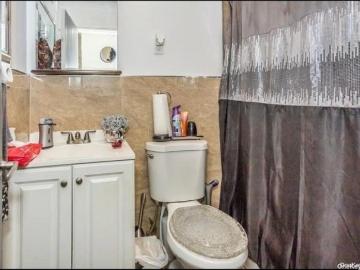 3 bedroom, Canarsie NY 11236 72692373