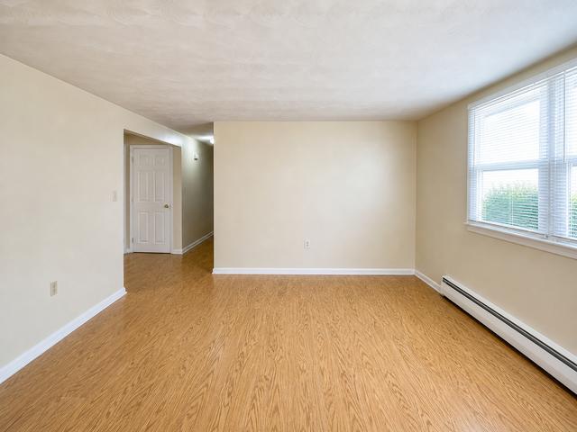 3 bedroom, Canton MA 02021 LS104830404