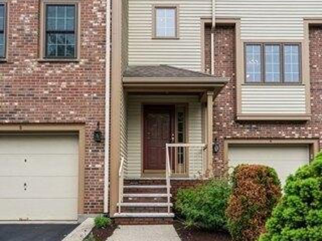 3 bedroom, Canton MA 02021 105474085