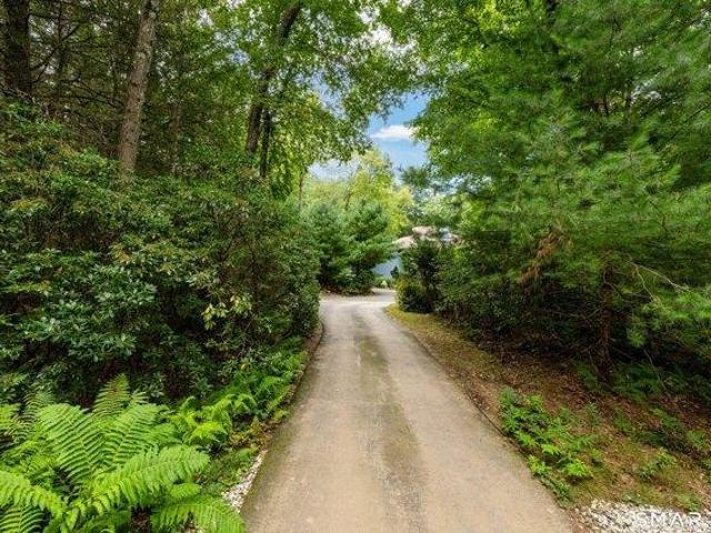 3 bedroom, Canton CT 06019 105403231