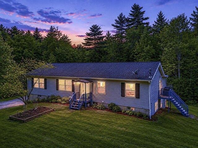 3 bedroom, Canterbury NH 03224 104330099