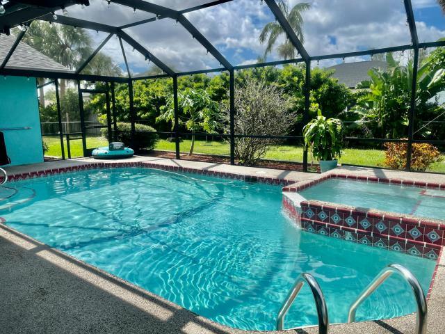 3 bedroom, Cape Coral Cape Coral 33990 3896 LS72642999