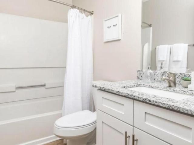 3 bedroom, Carrboro NC 27510 103857236