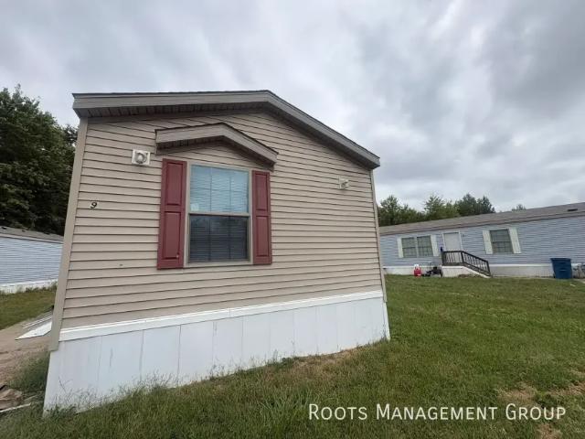 3 bedroom, Carterville IL 62918 105835086