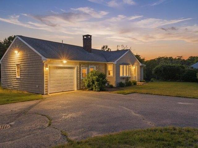 3 bedroom, Centerville MA 02632 104849117