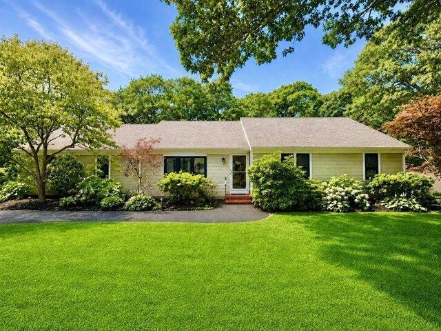 3 bedroom, Centerville MA 02632 104853498