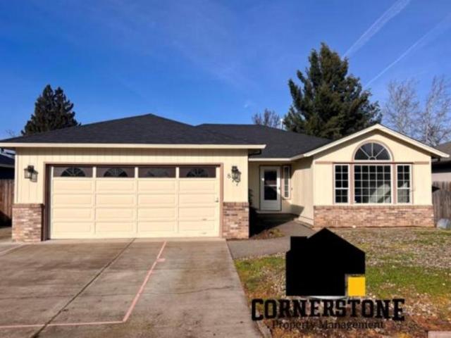 3 bedroom, Central Point OR 97502 106026322