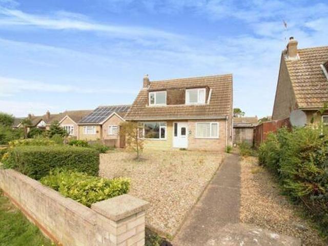 3 Bedroom Chalet For Sale In Eye, Peterborough