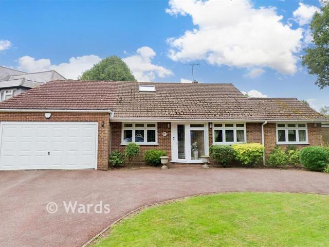 3 bedroom chalet for sale