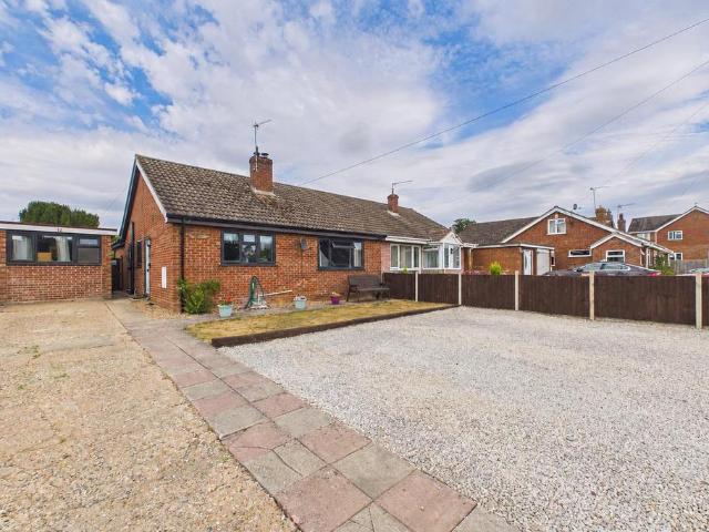 3 bedroom chalet for sale