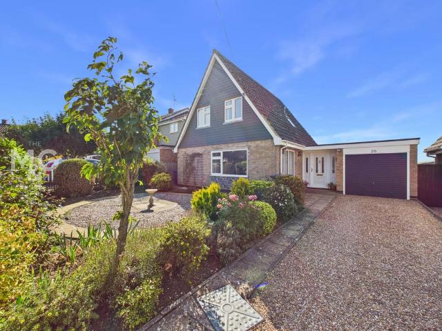 3 bedroom chalet for sale