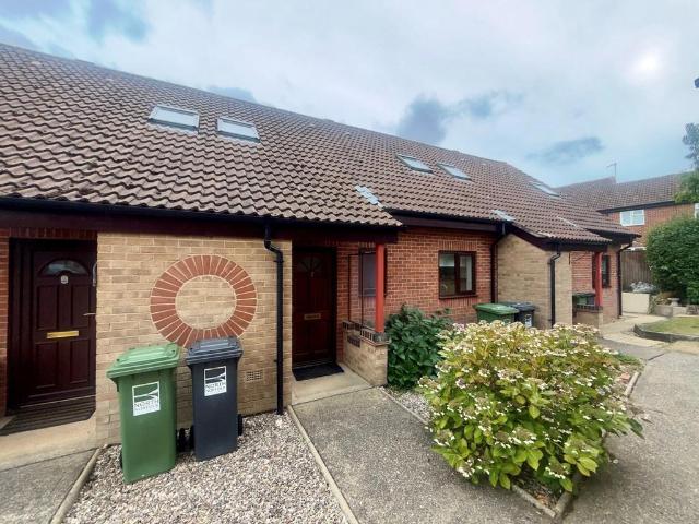 3 bedroom chalet for sale