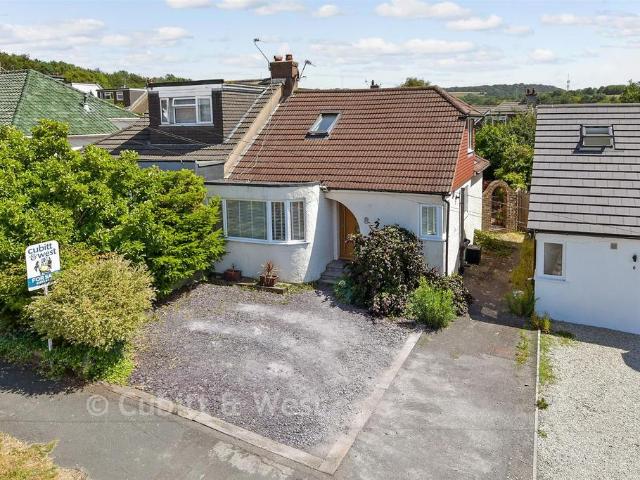 3 bedroom chalet for sale