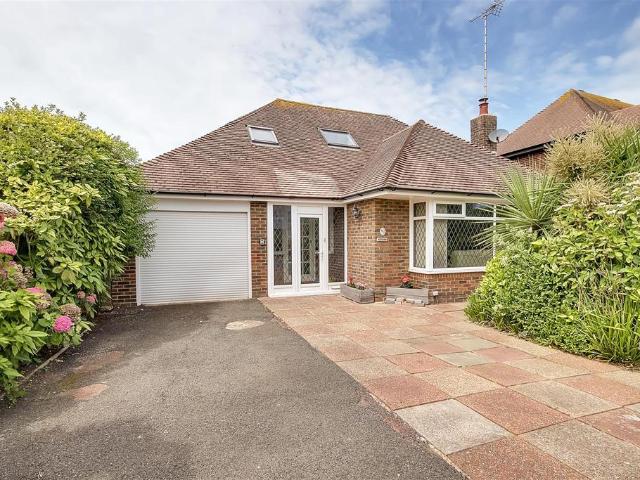 3 bedroom chalet for sale