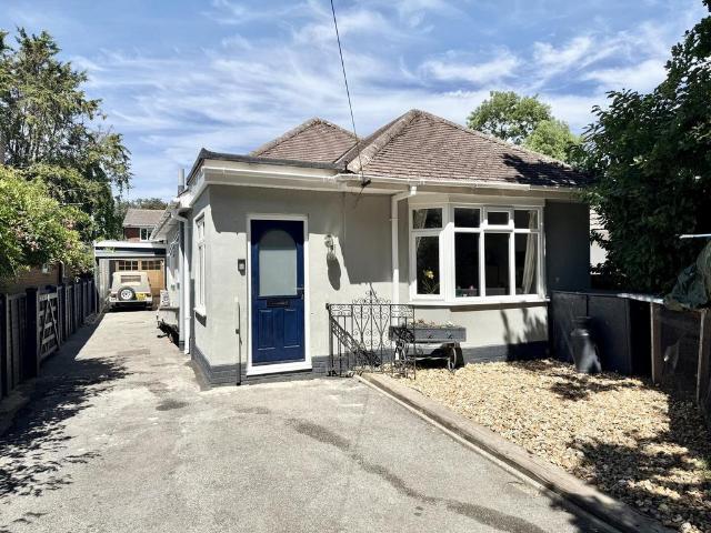 3 bedroom chalet for sale