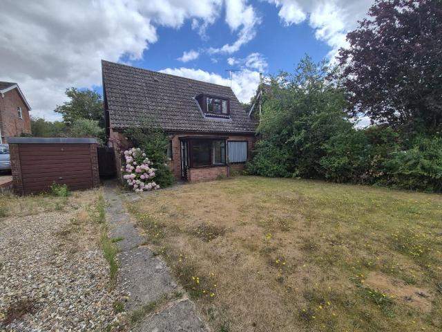3 bedroom chalet for sale
