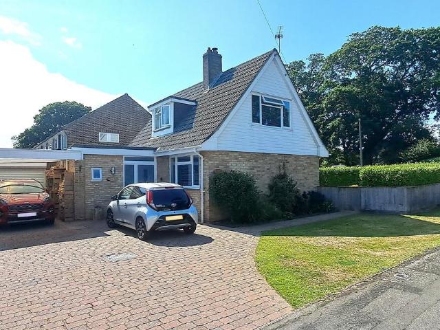 3 bedroom chalet for sale