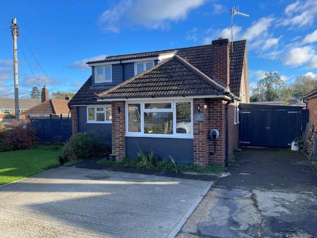 3 bedroom chalet for sale