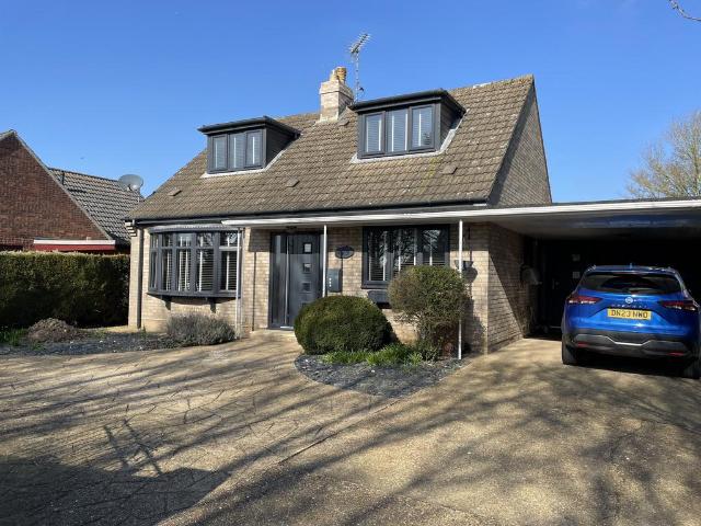 3 bedroom chalet for sale