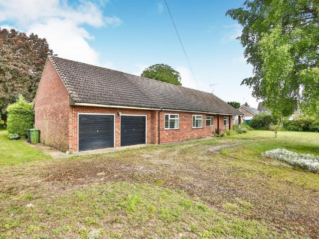 3 bedroom chalet for sale