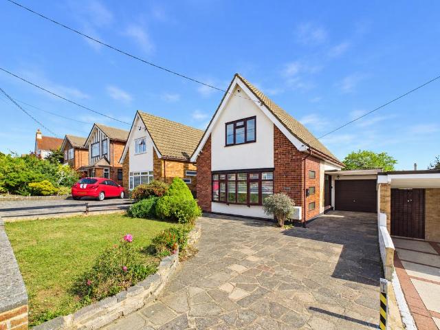 3 bedroom chalet for sale